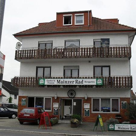 Gasthof Und Pension Mainzer Rad Schwetzingen Bagian luar foto